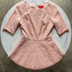 😍 Monique Lhuillier Blush Lace Dress Size 6